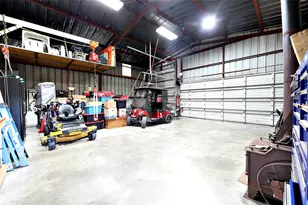 251 Alicia St, Bowie, TX 76230 - Photo 25