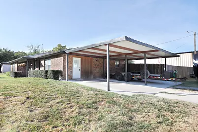 251 Alicia Street, Bowie, TX 76230 - Photo 5