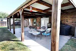 251 Alicia St, Bowie, TX 76230 - Photo 29