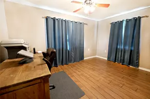 251 Alicia St, Bowie, TX 76230 - Photo 19