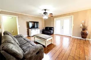 251 Alicia St, Bowie, TX 76230 - Photo 11