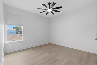 1710 Toronto Street, Dallas, TX 75212 - Photo 19