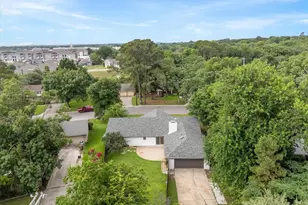2203 Foxcroft Cir, Denton, TX 76209 - Photo 31