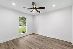 2203 Foxcroft Cir, Denton, TX 76209 - Photo 23