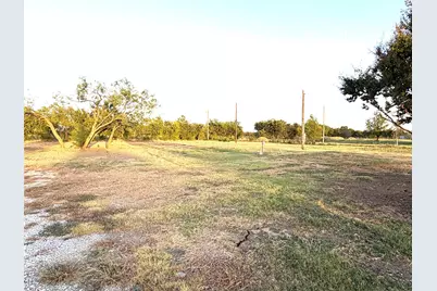 11428 Pecan Creek Road, Pilot Point, TX 76258 - Photo 3