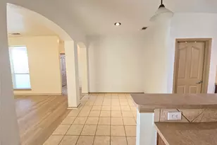 10945 Hawks Landing Rd, Fort Worth, TX 76052 - Photo 9