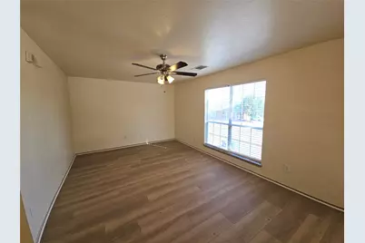 10945 Hawks Landing Road, Fort Worth, TX 76052 - Photo 17