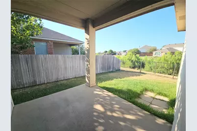 10945 Hawks Landing Road, Fort Worth, TX 76052 - Photo 23