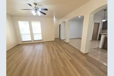 10945 Hawks Landing Road, Fort Worth, TX 76052 - Photo 5