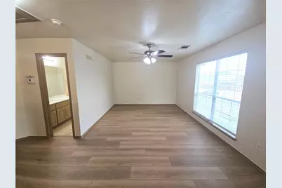 10945 Hawks Landing Road, Fort Worth, TX 76052 - Photo 21
