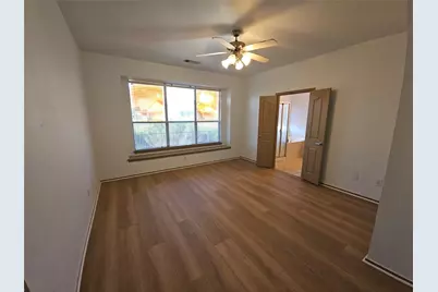 10945 Hawks Landing Road, Fort Worth, TX 76052 - Photo 11
