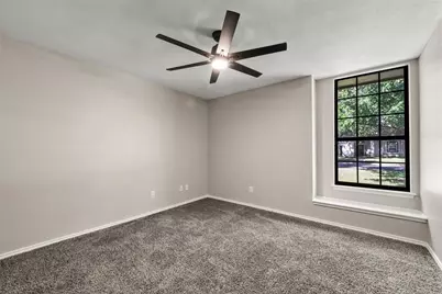 209 Bonham Drive, Hewitt, TX 76643 - Photo 7