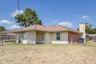 113 Oakwood Ln, Kennedale, TX 76060 - Photo 13