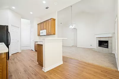 110 Blue Bonnet Circle, Justin, TX 76247 - Photo 3