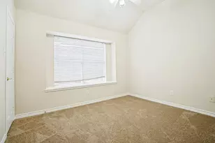 110 Bluebonnet Cir, Justin, TX 76247 - Photo 19