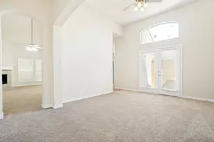 110 Bluebonnet Cir, Justin, TX 76247 - Photo 5