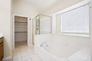 110 Bluebonnet Cir, Justin, TX 76247 - Photo 7