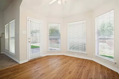 110 Blue Bonnet Circle, Justin, TX 76247 - Photo 5