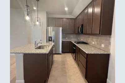 849 Birdie Drive, Little Elm, TX 75068 - Photo 9