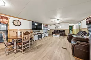 139 N 4th St, Axtell, TX 76624 - Photo 7
