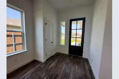 4911 Lee Street, Greenville, TX 75401 - Photo 3