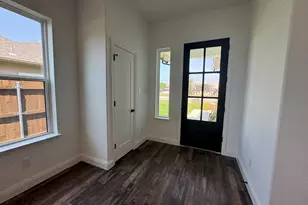 4911 Lee St, Greenville, TX 75401 - Photo 3