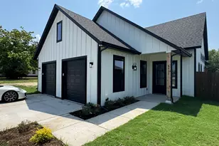 4911 Lee St, Greenville, TX 75401 - Photo 1