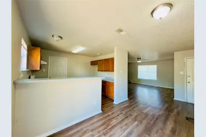 10311 Budtime Lane, Dallas, TX 75217 - Photo 7