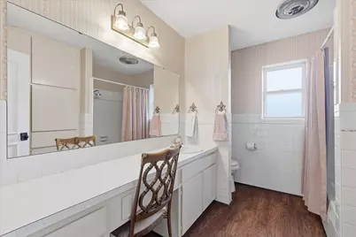217 E Louella Drive, Hurst, TX 76054 - Photo 21