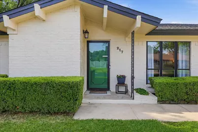 217 E Louella Drive, Hurst, TX 76054 - Photo 3