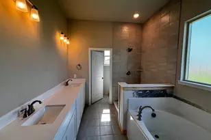 157 Big Sky Rd, Decatur, TX 76234 - Photo 7