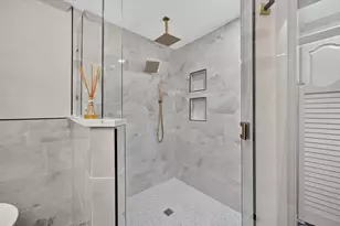 1902 Alamo Dr, Arlington, TX 76012 - Photo 15