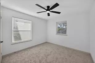 1902 Alamo Dr, Arlington, TX 76012 - Photo 17