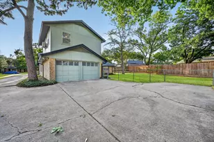 1902 Alamo Dr, Arlington, TX 76012 - Photo 27
