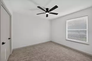 1902 Alamo Dr, Arlington, TX 76012 - Photo 17