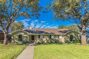 412 Ridgewood Dr, Richardson, TX 75080 - Photo 1