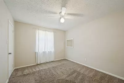 204 E Cunningham Avenue, Crowley, TX 76036 - Photo 19