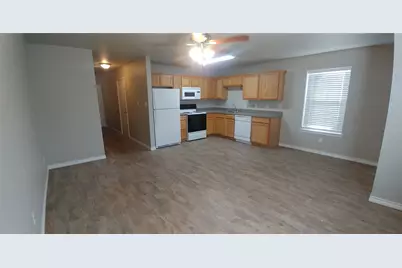 404 N Cleveland Avenue, Sherman, TX 75090 - Photo 3