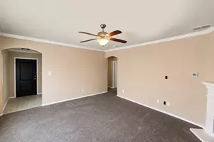 516 Cheyenne Dr, Aubrey, TX 76227 - Photo 5