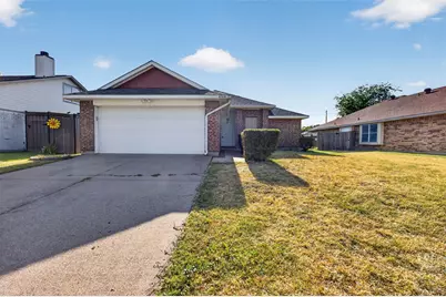 6318 Brookcrest Drive, Arlington, TX 76018 - Photo 1