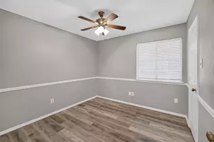 6318 Brookcrest Dr, Arlington, TX 76018 - Photo 17