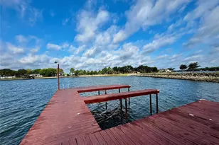 110 Meadowood Rd, Enchanted Oaks, TX 75156 - Photo 29