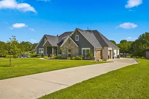 215 Tonkawa Trail, Corsicana, TX 75109 - Photo 3