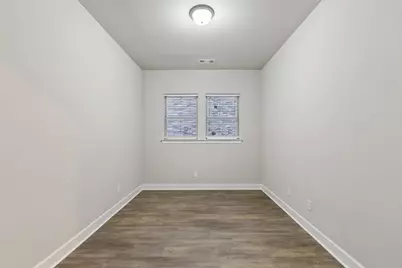 1812 Leo Drive, Van Alstyne, TX 75495 - Photo 7