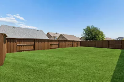 1812 Leo Drive, Van Alstyne, TX 75495 - Photo 31