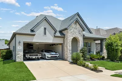 1812 Leo Drive, Van Alstyne, TX 75495 - Photo 1