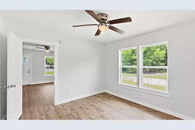 108 N Main Street, Sadler, TX 76264 - Photo 15