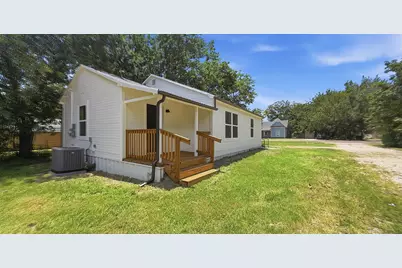 108 N Main Street, Sadler, TX 76264 - Photo 3