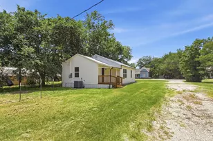 108 N Main St, Sadler, TX 76264 - Photo 15