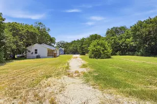 108 N Main St, Sadler, TX 76264 - Photo 7